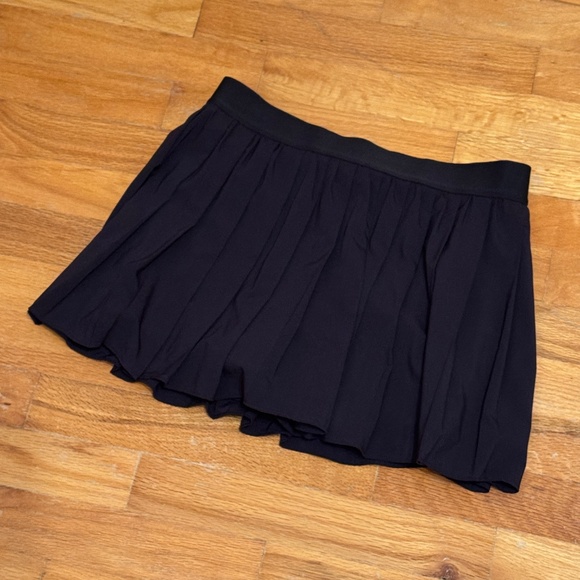 Black pleated tennis skirt skort size s women's compressive pleats sports alo - Picture 7 of 8